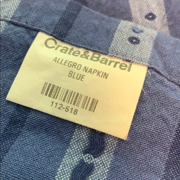 Crate & Barrel Allegro Napkins and Placemats - Picture 5 of 7